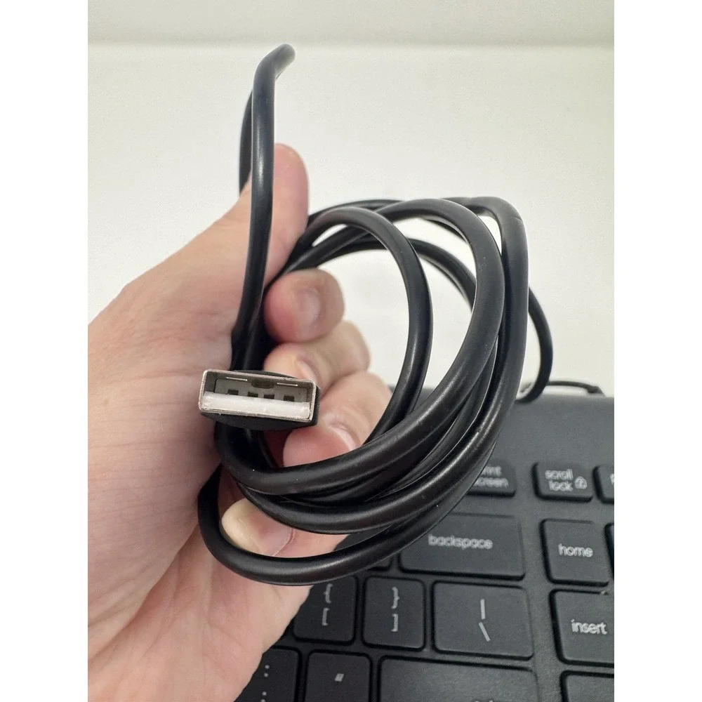 Surf Onn Wired USB Keyboard 104‎ keys 100009052 Black WORKS TESTED